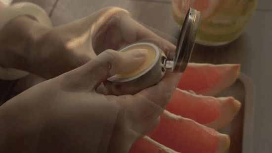 6530a9401b02a.gif