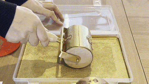 6792592bbd711.gif