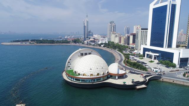 关闭了十余年青岛曾经地表性建筑海上皇宫化身故宫文创馆
